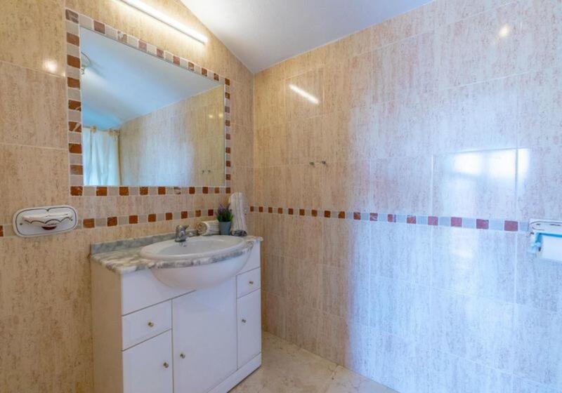 3 Schlafzimmer Landhaus zu verkaufen