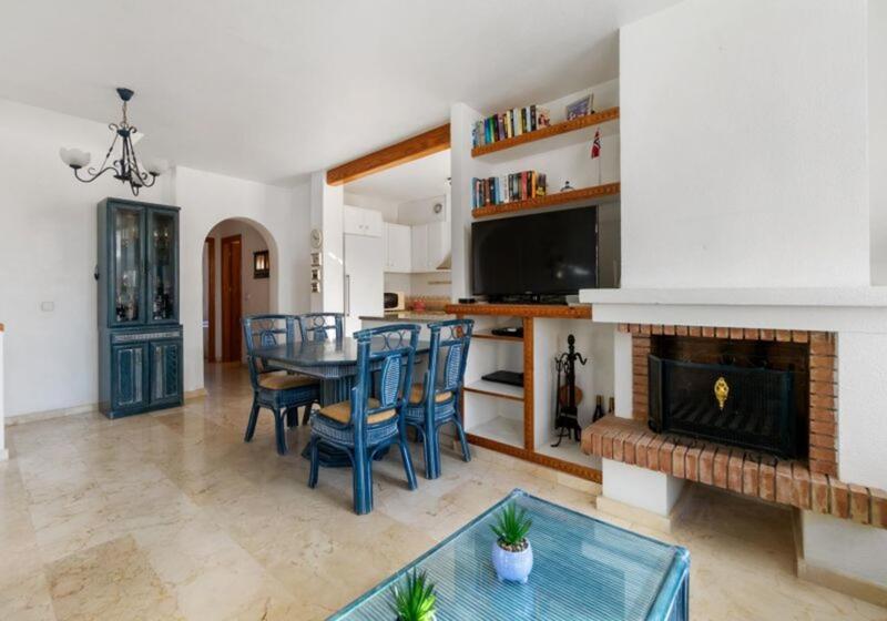 3 Schlafzimmer Landhaus zu verkaufen