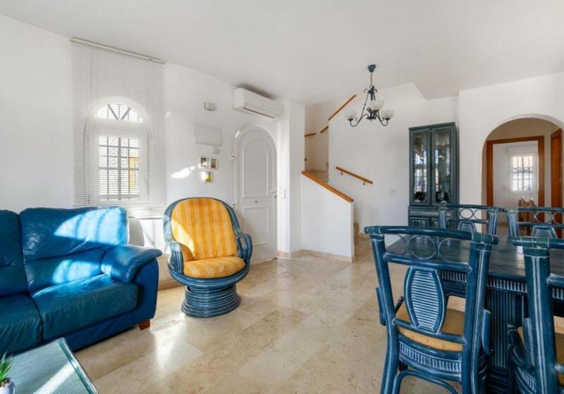 3 Schlafzimmer Landhaus zu verkaufen
