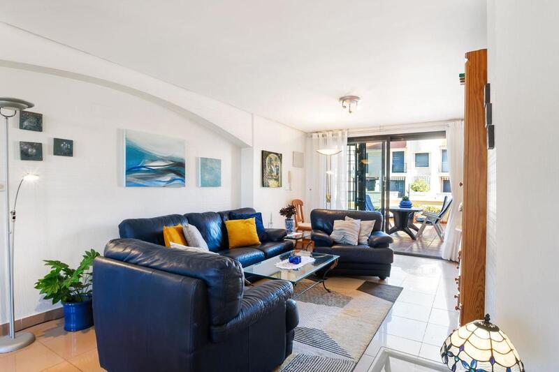 4 Schlafzimmer Stadthaus zu verkaufen