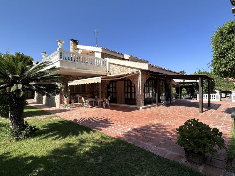 Villa à vendre dans Elx/Elche, Alicante