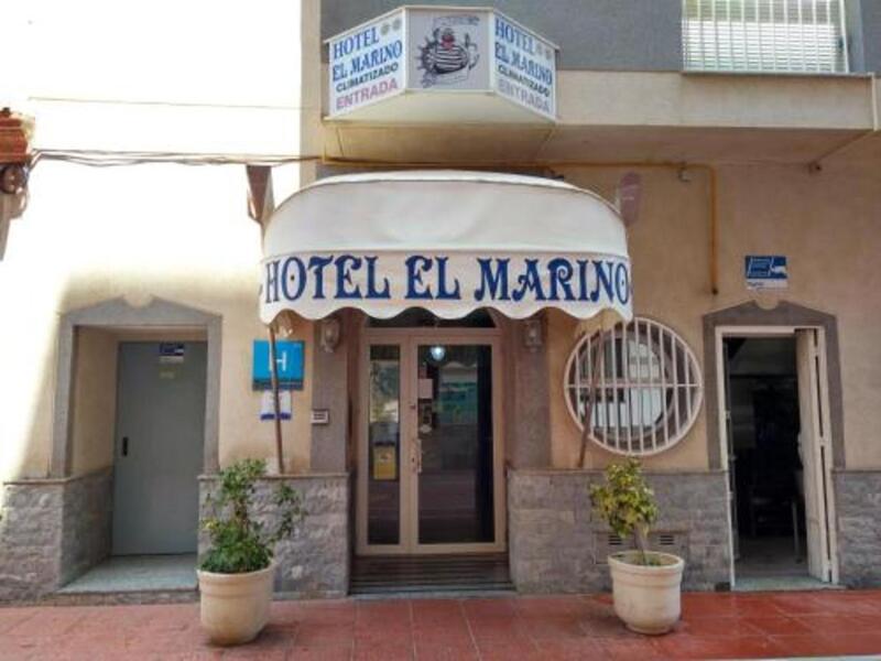 16 Cuarto Local Comercial en venta