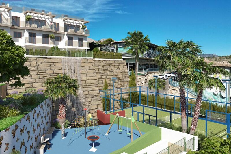 4 bedroom Townhouse for sale