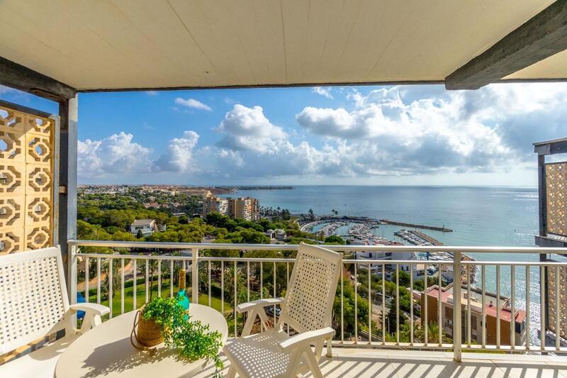 Apartamento en venta en Campoamor, Alicante