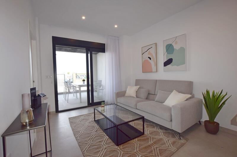 2 bedroom Apartment for sale