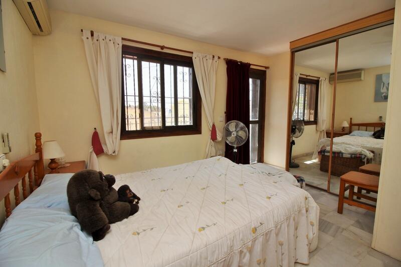 3 Schlafzimmer Stadthaus zu verkaufen