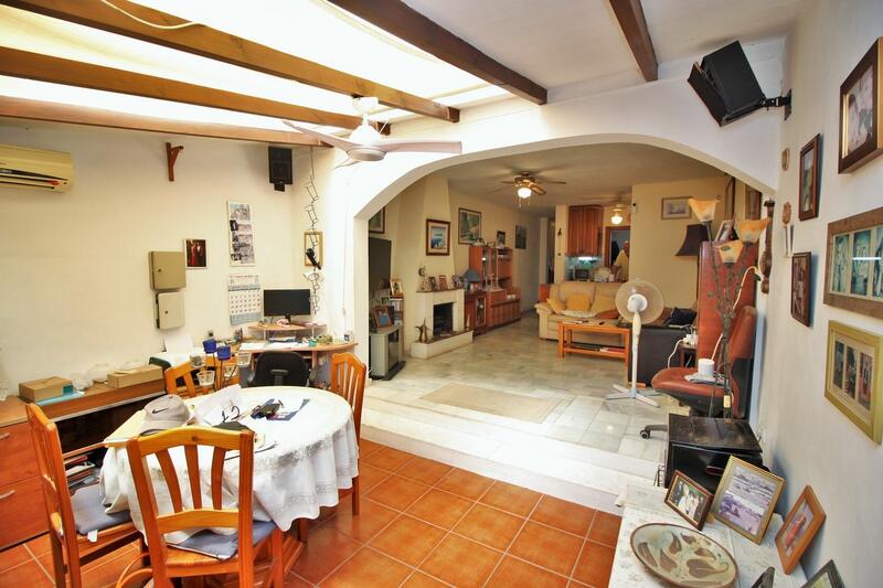 3 Schlafzimmer Stadthaus zu verkaufen