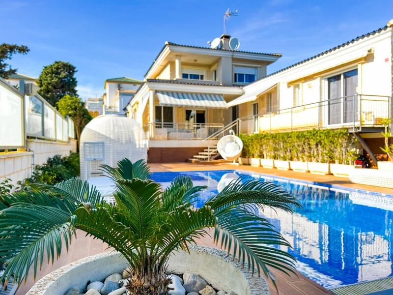 5 Schlafzimmer Villa zu verkaufen