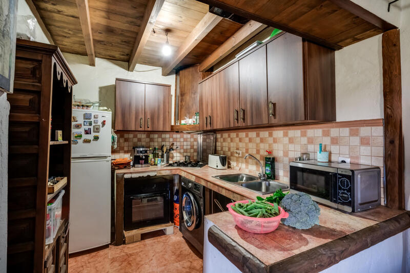 8 bedroom Villa for sale