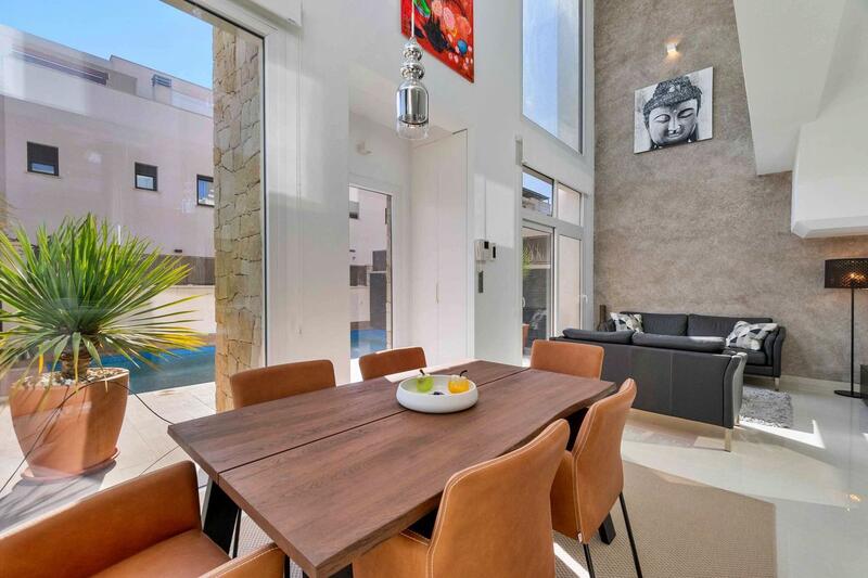 3 bedroom Villa for sale