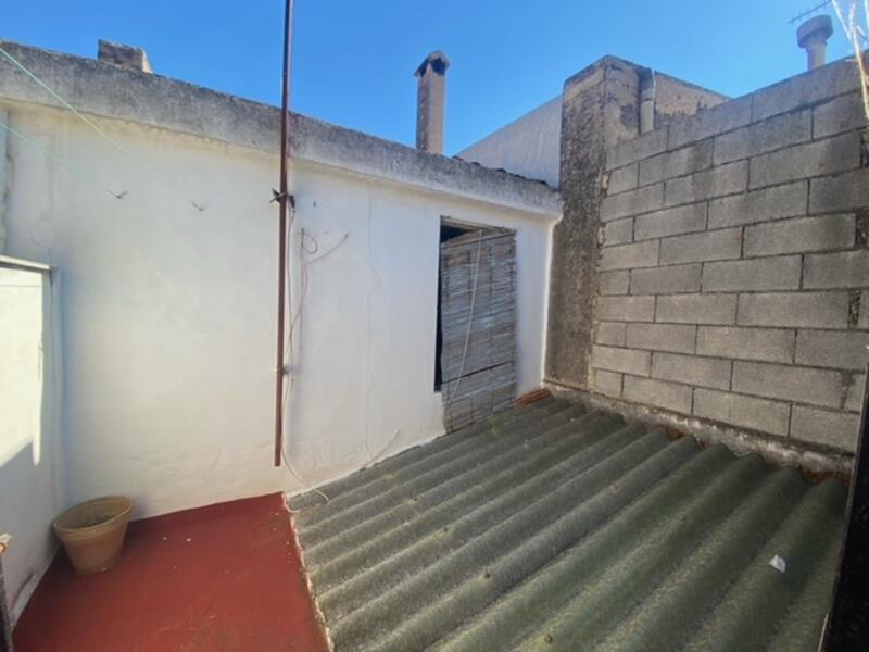 2 bedroom Townhouse for sale