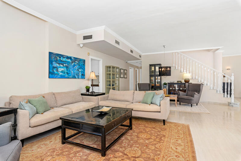 4 Cuarto Villa en venta
