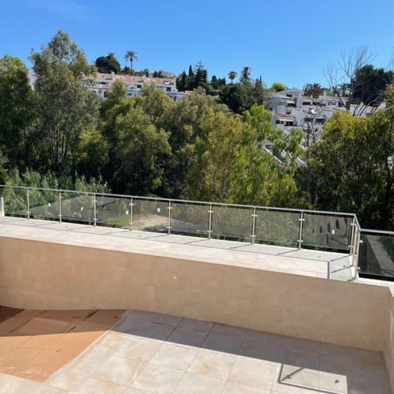 5 bedroom Villa for sale