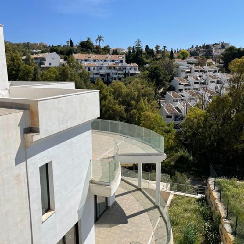 5 bedroom Villa for sale
