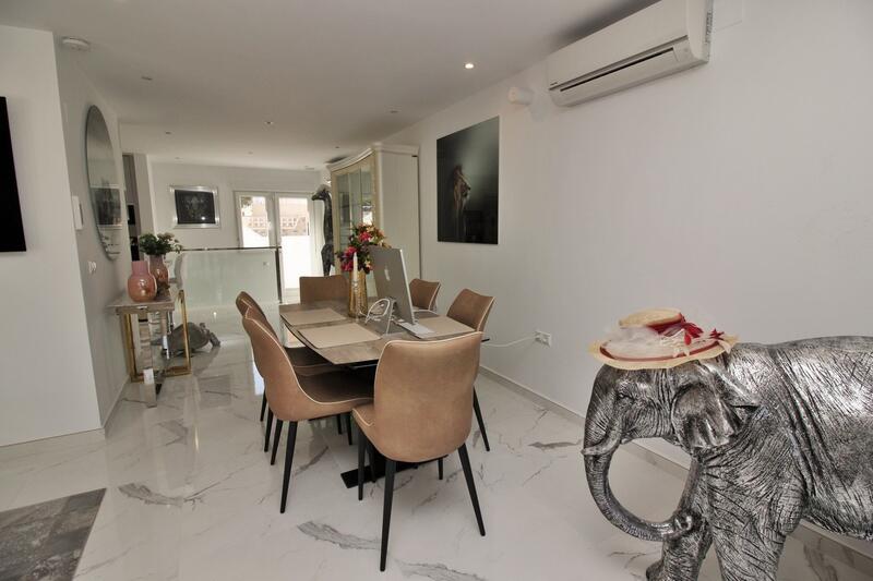 2 bedroom Villa for sale