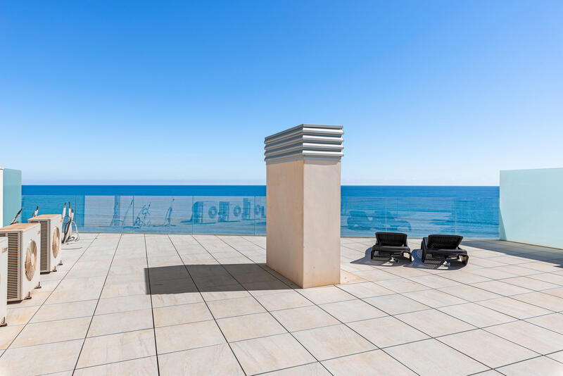 4 bedroom Apartment for sale