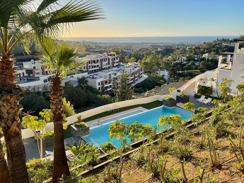 3 bedroom Apartment for sale
