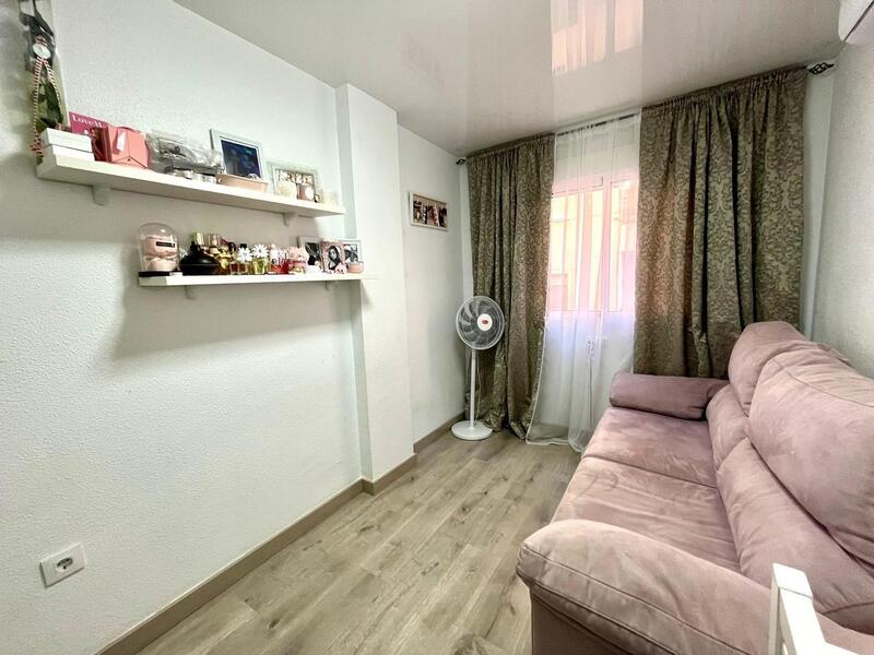 4 slaapkamer Appartement Te koop