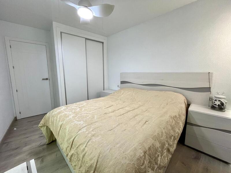 4 slaapkamer Appartement Te koop