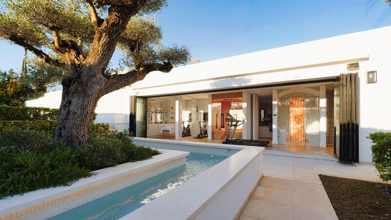 7 bedroom Villa for sale