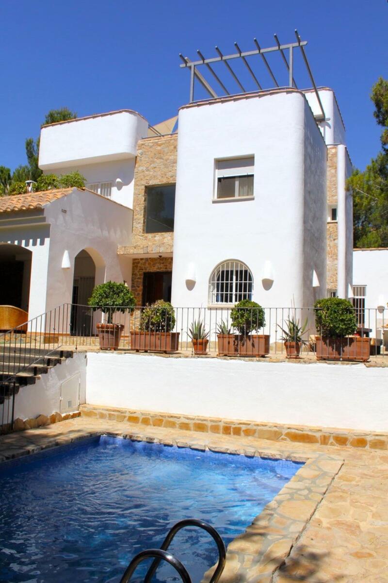 Villa til salgs i Campoamor, Alicante