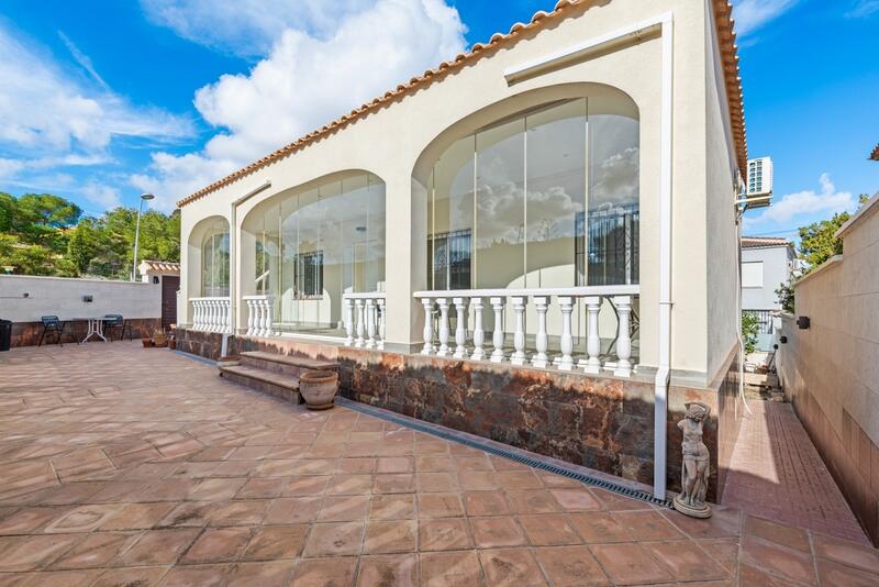 3 bedroom Villa for sale