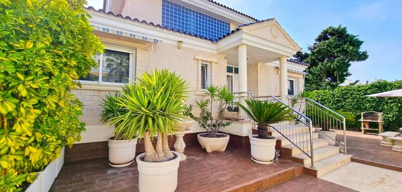 5 Schlafzimmer Villa zu verkaufen