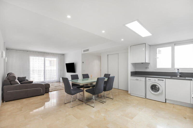 3 bedroom Apartment for sale