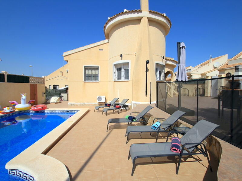 5 Cuarto Villa en venta