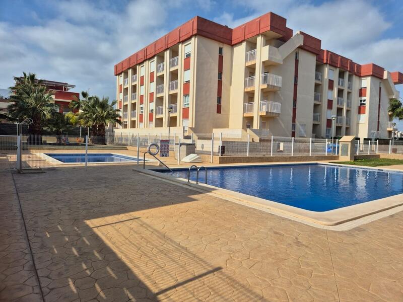 1 bedroom Apartment for sale