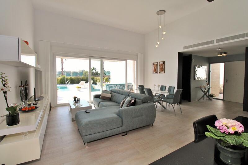 3 Cuarto Villa en venta