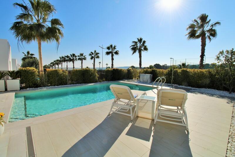 3 Cuarto Villa en venta