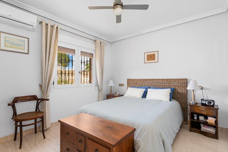 4 Schlafzimmer Villa zu verkaufen