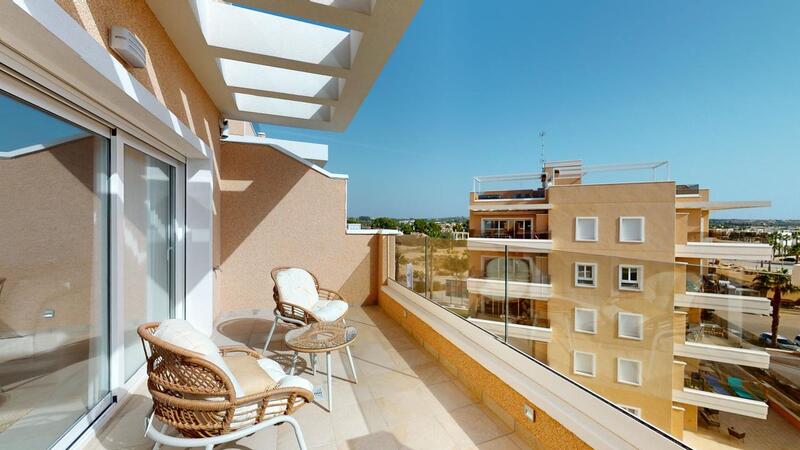 3 bedroom Apartment for sale