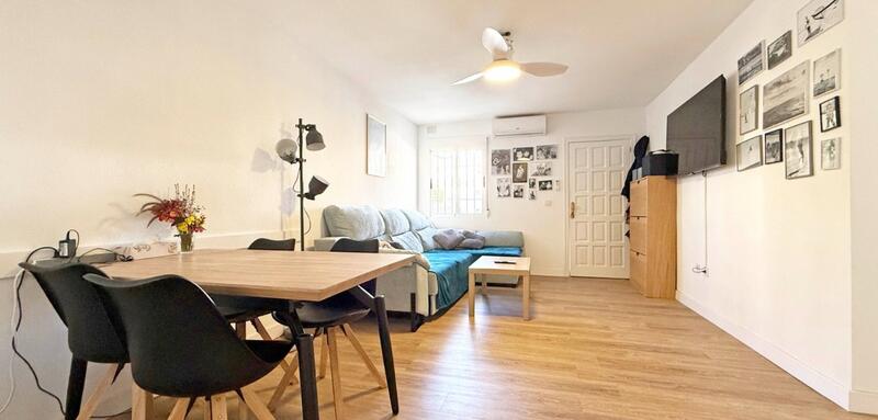 4 slaapkamer Gezinswoning Te koop