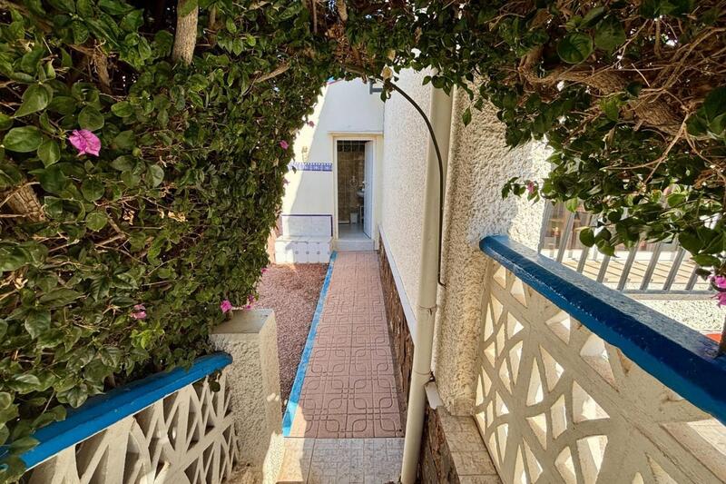 4 Cuarto Villa en venta