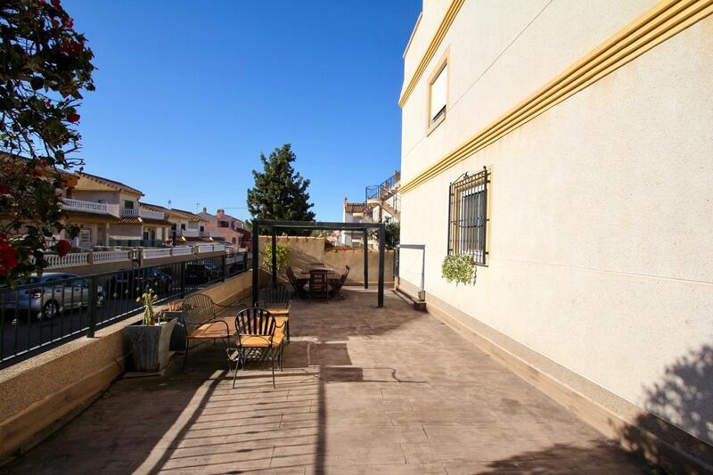 2 Cuarto Adosado en venta