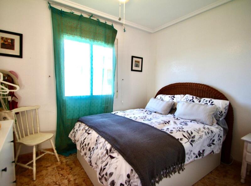 2 Cuarto Adosado en venta