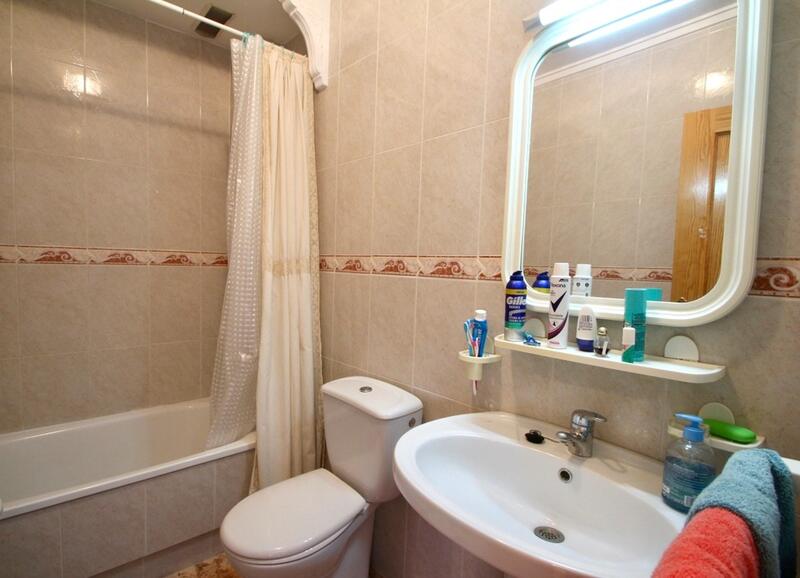 2 Cuarto Adosado en venta