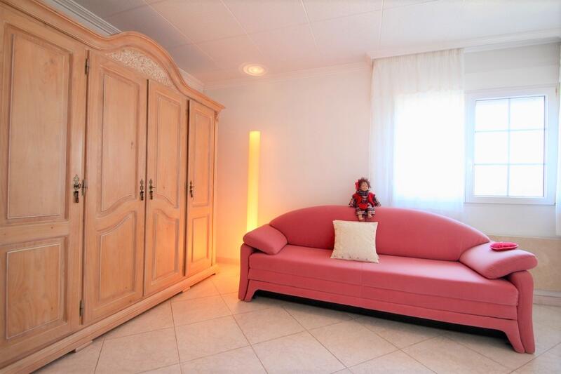 4 Cuarto Villa en venta