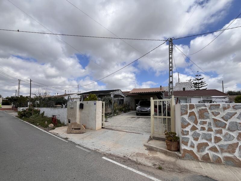 Villa à vendre dans Los Montesinos, Alicante