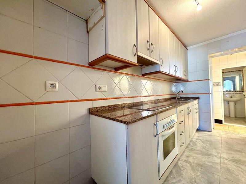 3 slaapkamer Gezinswoning Te koop