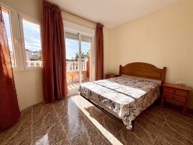 3 Schlafzimmer Stadthaus zu verkaufen