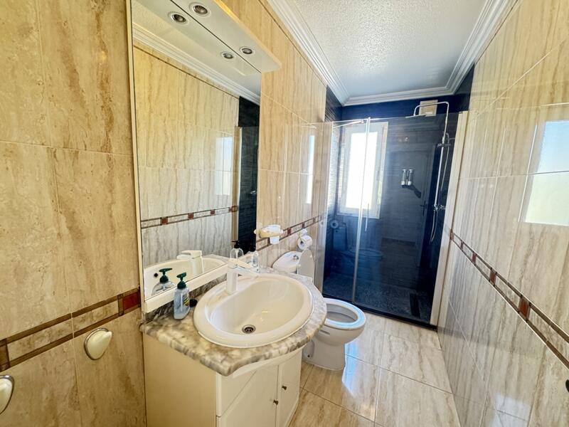 5 Cuarto Villa en venta