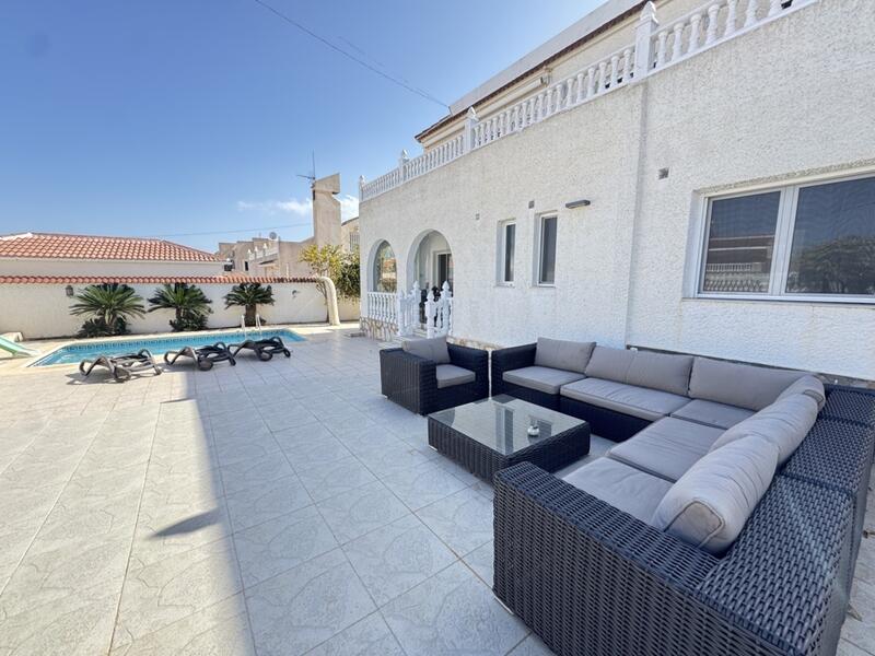 5 Cuarto Villa en venta