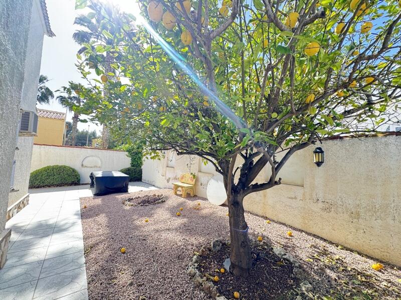 5 Cuarto Villa en venta