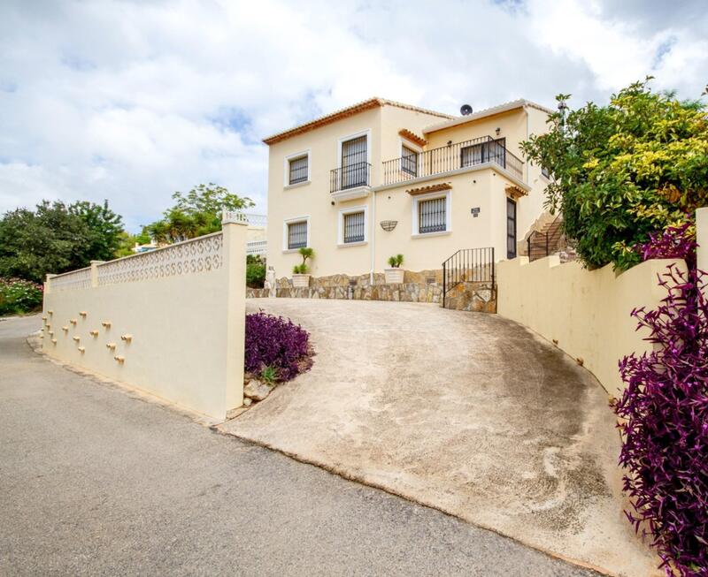 Villa zu verkaufen in Orba, Alicante