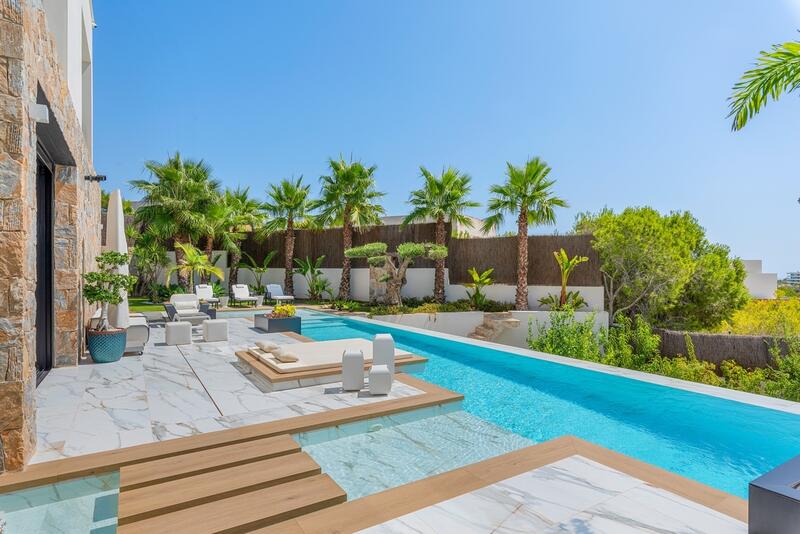 4 Schlafzimmer Villa zu verkaufen
