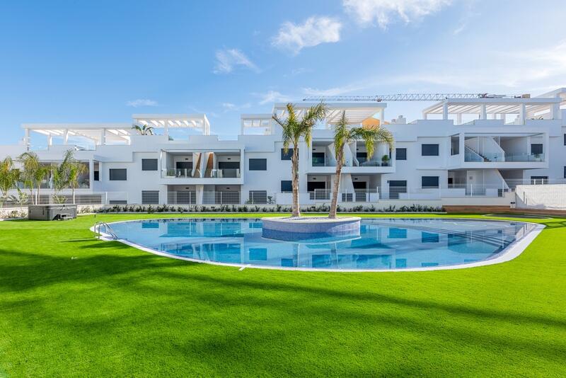 2 bedroom Apartment for sale