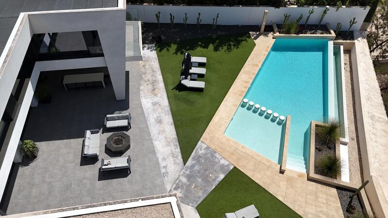 4 slaapkamer Villa Te koop